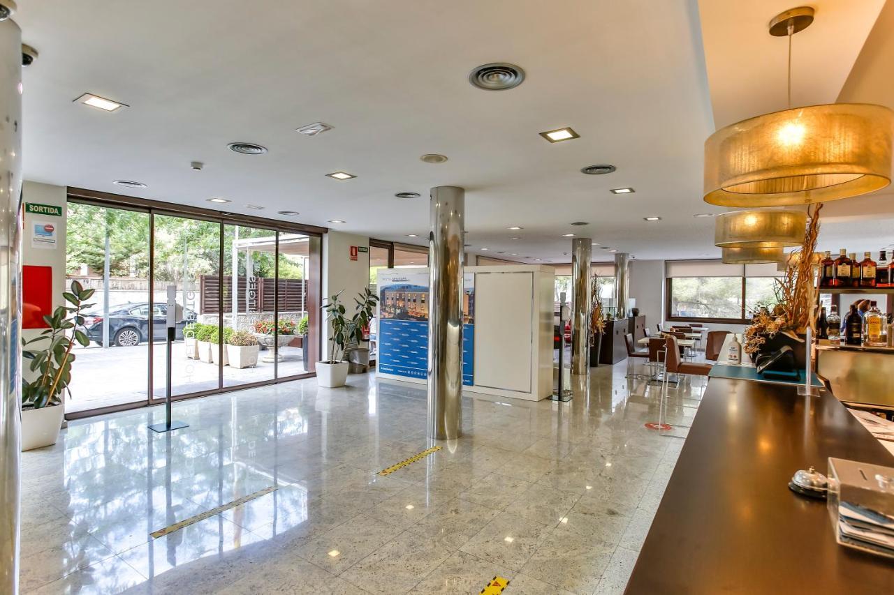Hotel Desitges Bagian luar foto