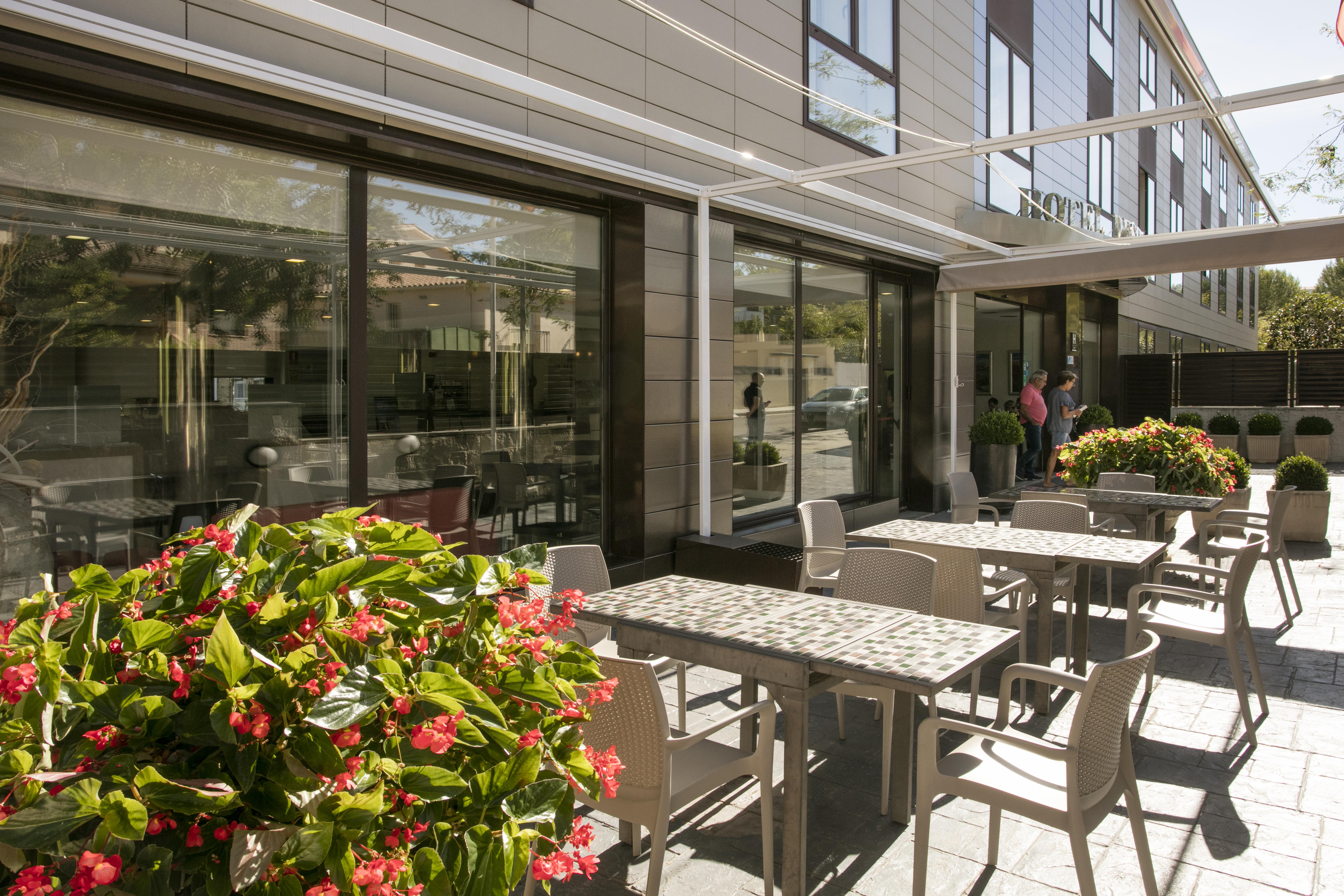 Hotel Desitges Bagian luar foto